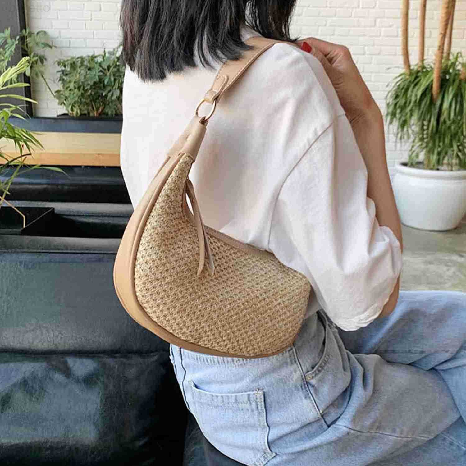 Straw Beach Shoulder Bags for Women Cute Small Crescent Tote Mini Clutch Purse Underarm Vacation Handbag Summer Straw Purse M250903