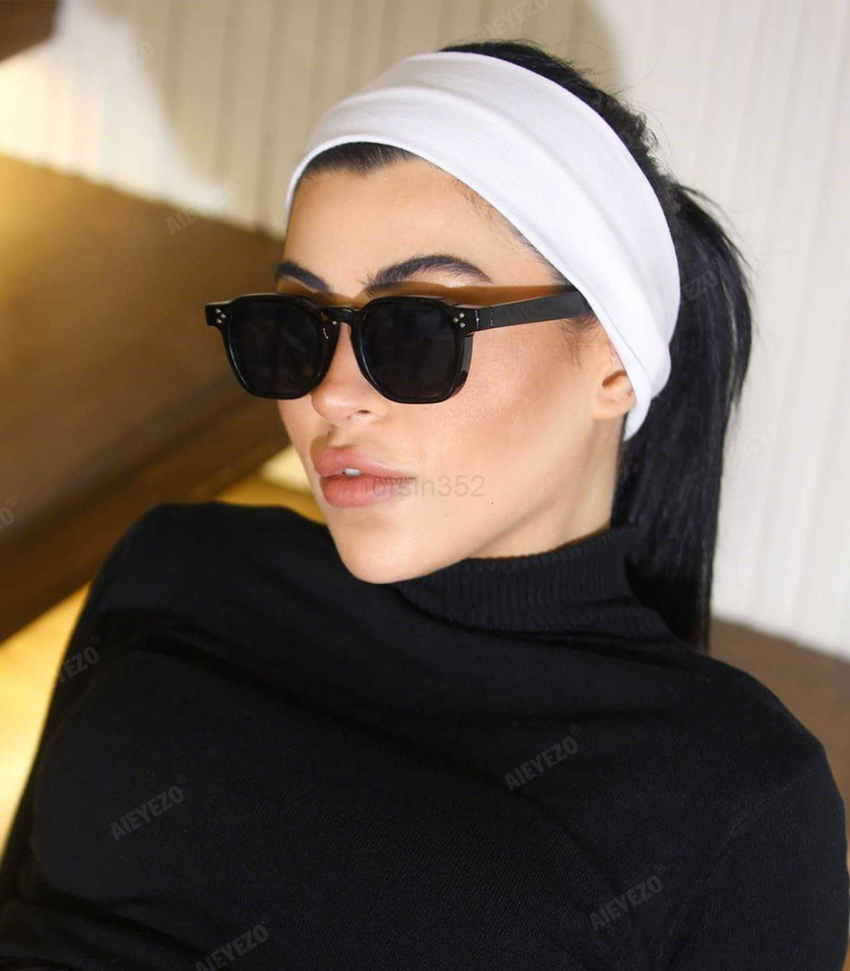 Retro Sunglasses for Womens Mens Square Thick Framed Shades Trendy Vintage Sun GlassesW250903