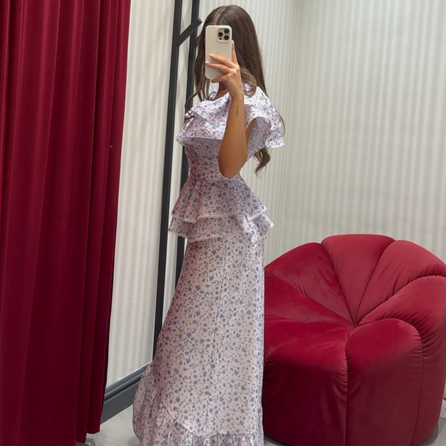 C829New autumn French floral dress with flying sleeves, waist and ruffled sweet skirt