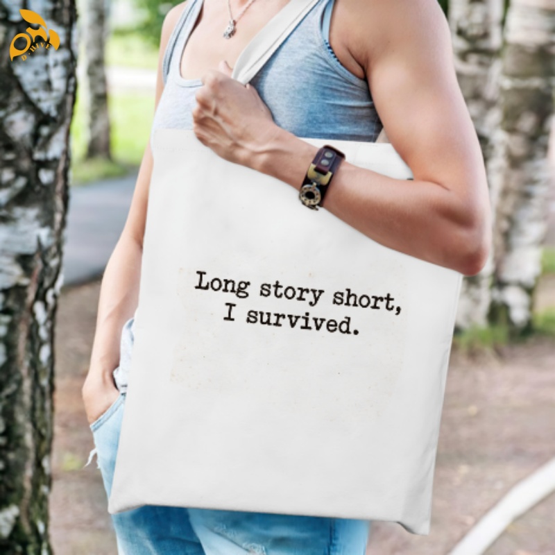 Customized handbags with free shipping Niche Cute and casual trend Leisure designer's lightweight niche high-quality black full-printed canvas ha