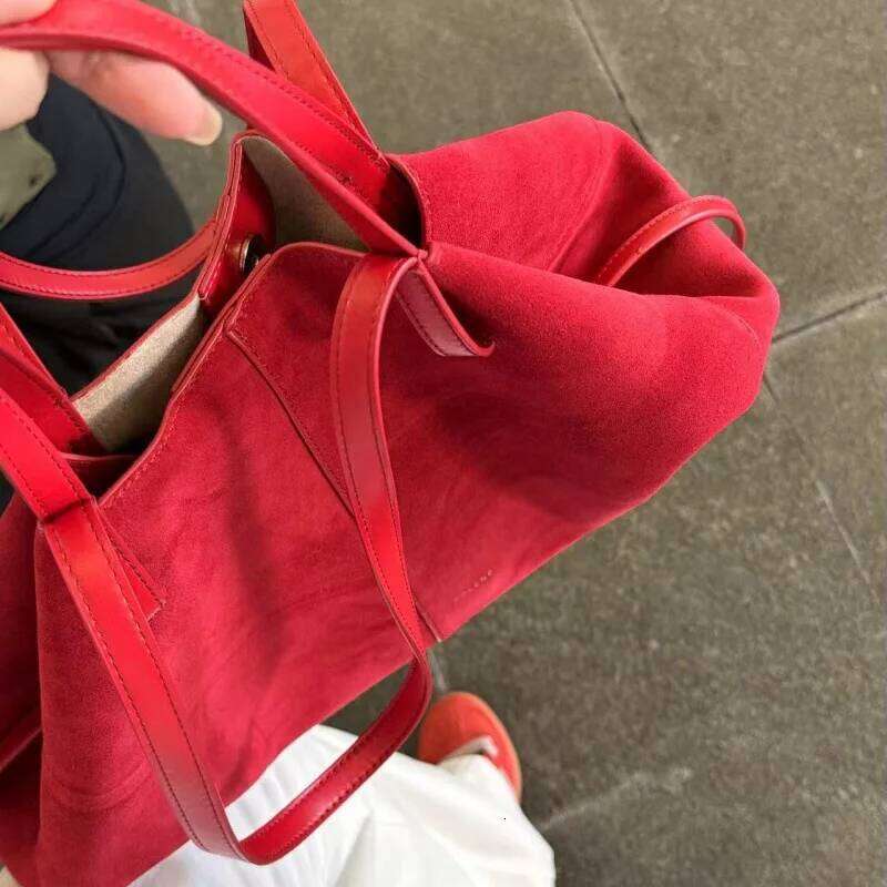 Faux Suede Red Tote Bags For Women Designer Handbag Purse 2024 New In Fashion Large Capacity Commuting Underarm Shoulder