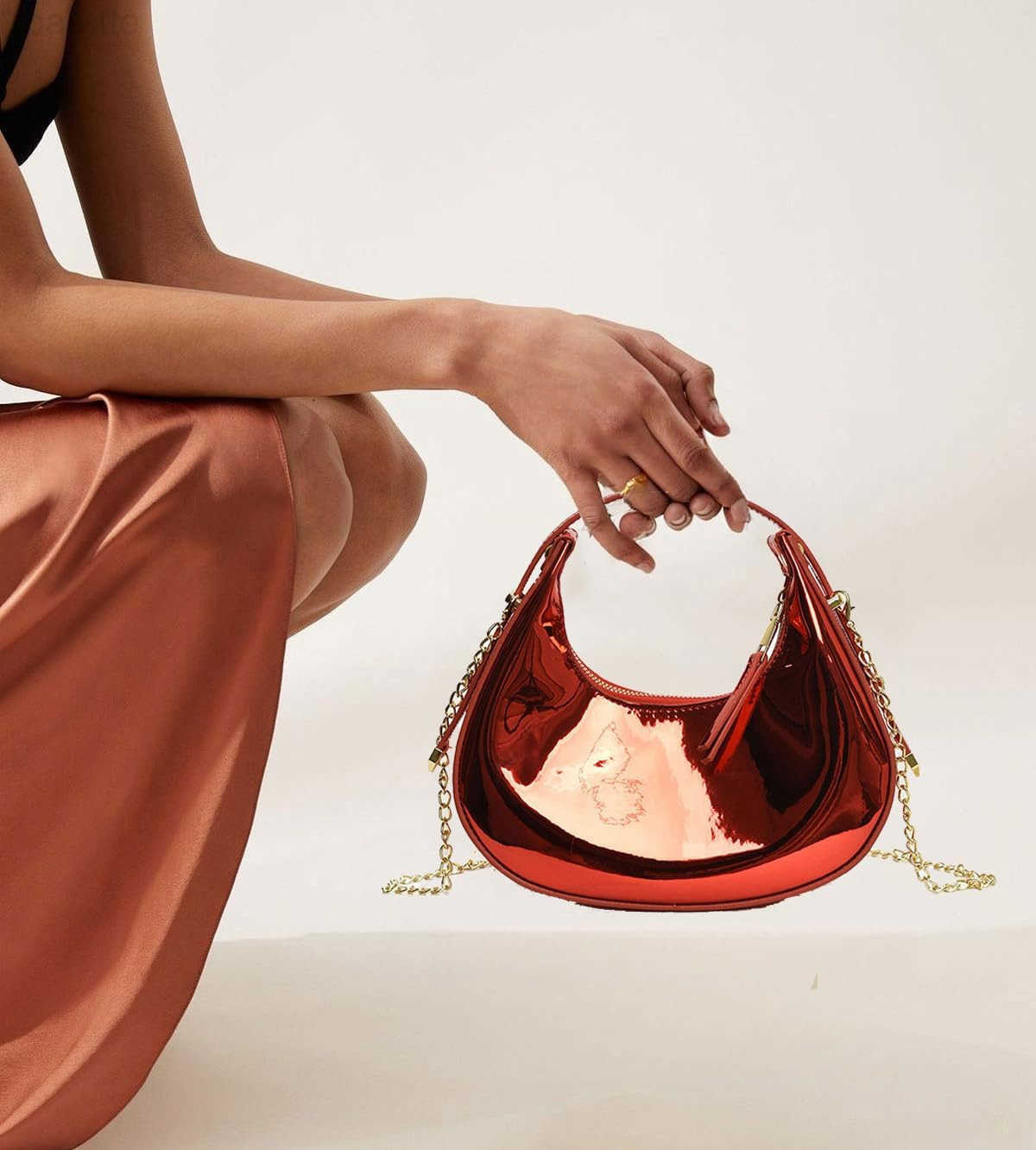 Cute Metallic Purses for Women Stylish Crescent Shoulder Bag Small Gold Crossbody Purse Patent Underarm Moon Bag M250903