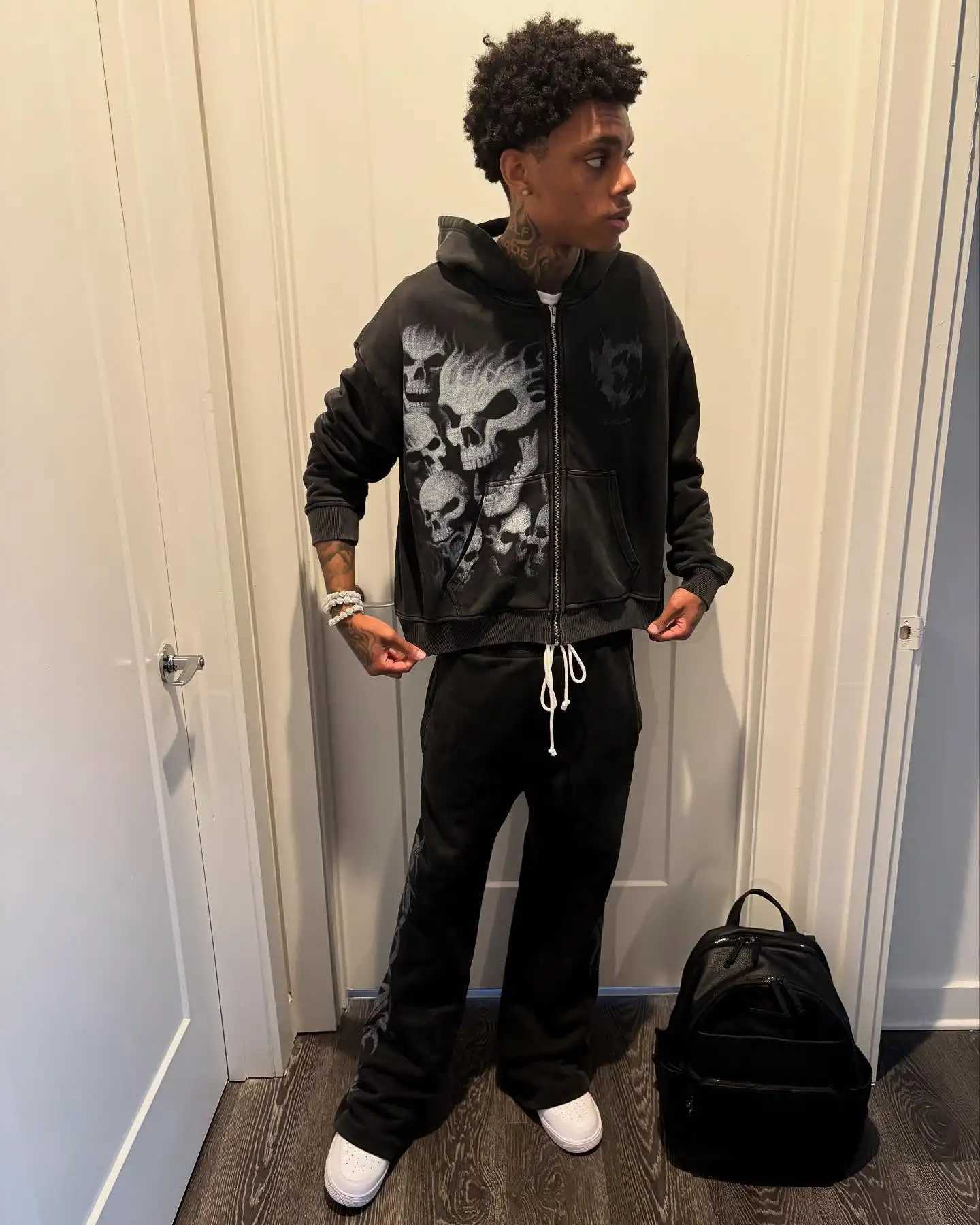 Harajuku Hip Hop Streetwear Sweatshirt Escape Hoodie Women Tops Goth Casual Grunge Oversize Hoodie Men Clothing Y2k Clothes W250903