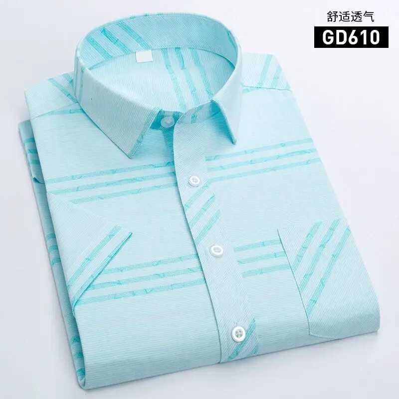 Print Summer New Mens ShortSleeved White Social Dress Shirts Classic Plaid Stripes Cotton Slim Business Casual Male TShirt X250903