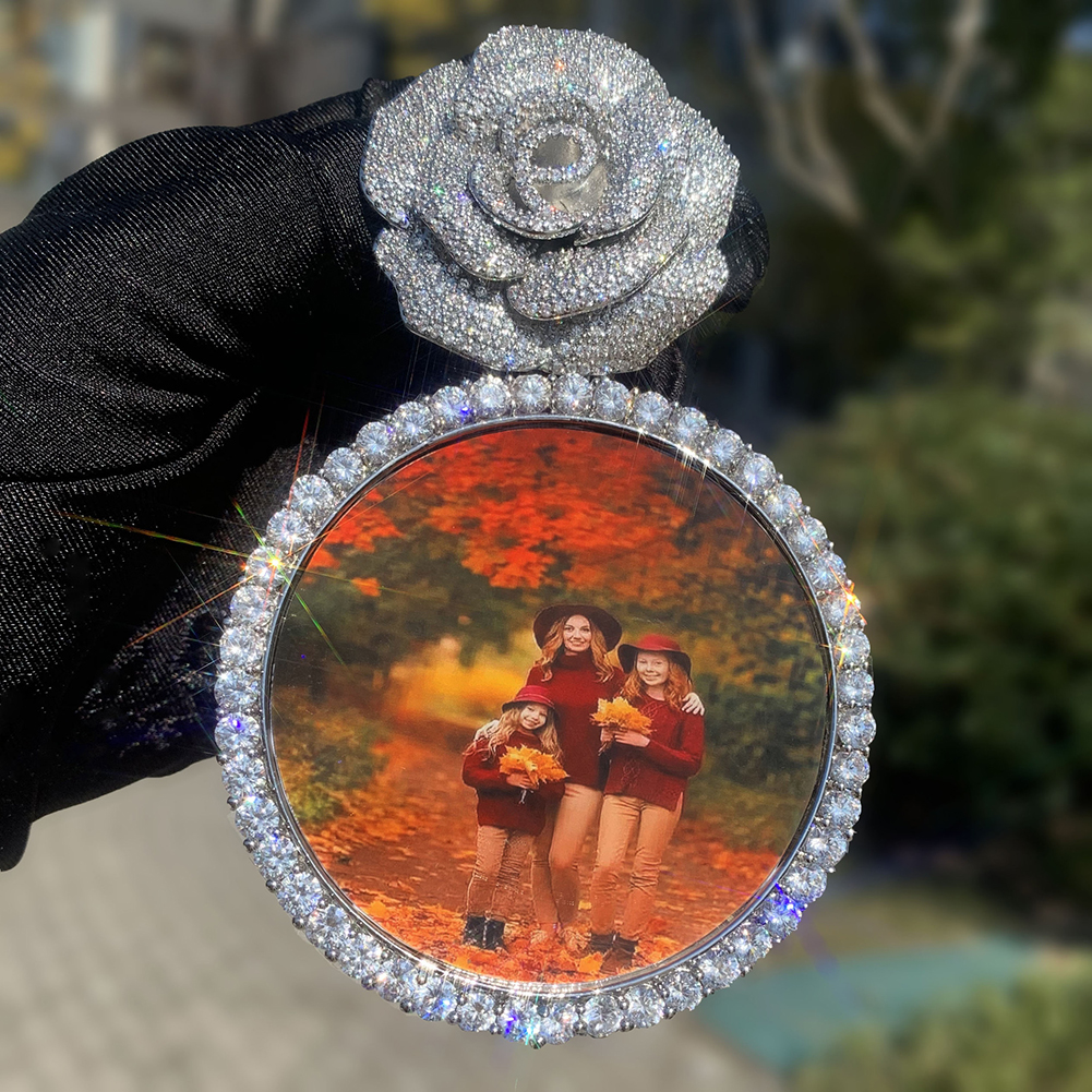 Custom Photo Pendant Necklace Rose Flower Round Memorial Frame Medal Jewelry