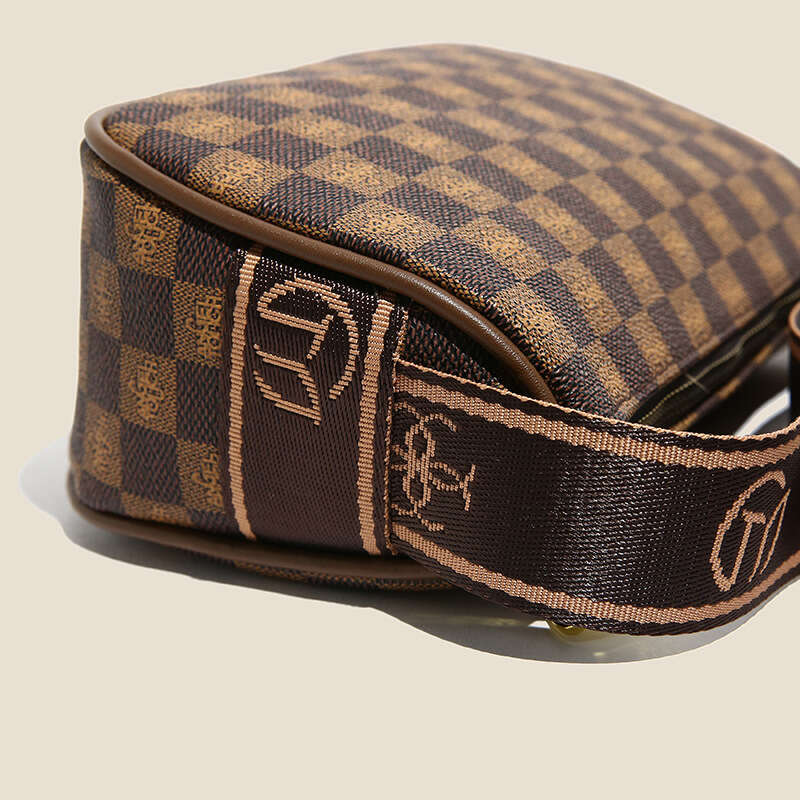 2025 Spring Elegant Versatile Retro Printed Bag Women's Minimalist Urban Small Square Shoulder Crossbody Bag Khaki Brown