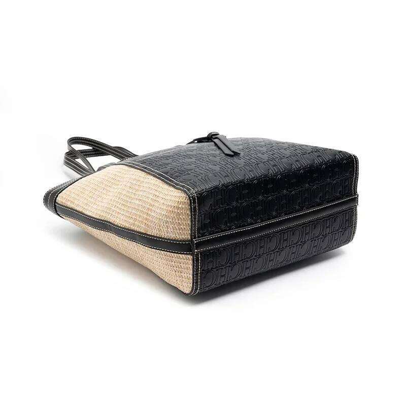 CH Classic High Quality Shoulder Crossbody Bag Fashion Multi Functional Women's Light Handbag Large