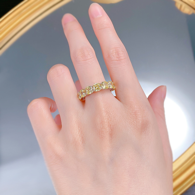 2025 Gorgeous Wedding Rings Luxury Jewelry Genuine 100% 925 Sterling Silver Cushion Shape Yellow Lab Moissanite Diamond Gemstones Party
