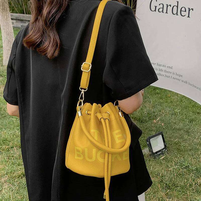 Bucket Bags For Women 2025 New Designer Handbags Fashion Square Shoulder Messenger Leather Crossbody Ladies Letters Purse