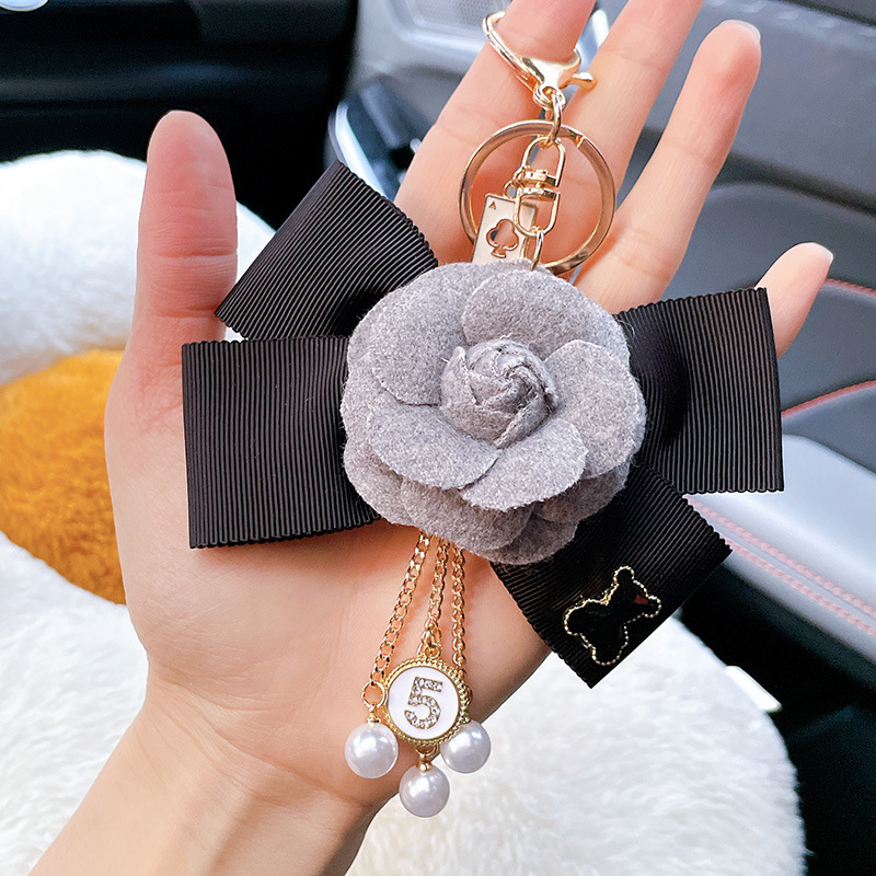 French Classic Black White Bag Charm Camellia Fabric Car Gift Ornament Bow Pearl Chain Keychain