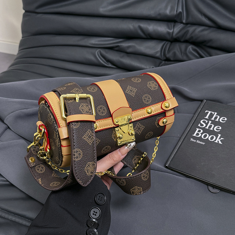 Bags for women 2025 new fashion chain bag versatile temperament shoulder messenger bag high-end rivet women's bag
