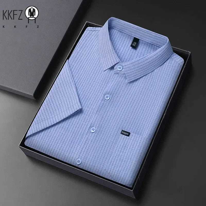 2024 Mens Business Casual Plaid Cotton Linen Short Sleeved Shirt Comfortable Cotton Top X250903