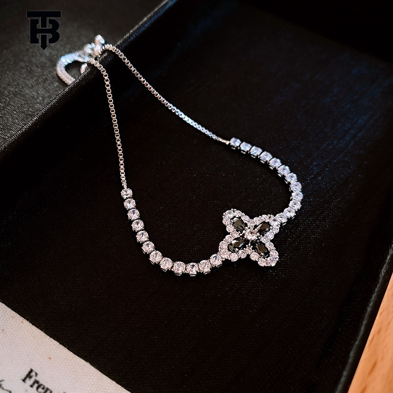 TB BHULAMTE Designer Ladies' Luxurious Style Zircon Rhombic Flower Bracelet With Petal Niche Elegant High-end Women's Jewelry