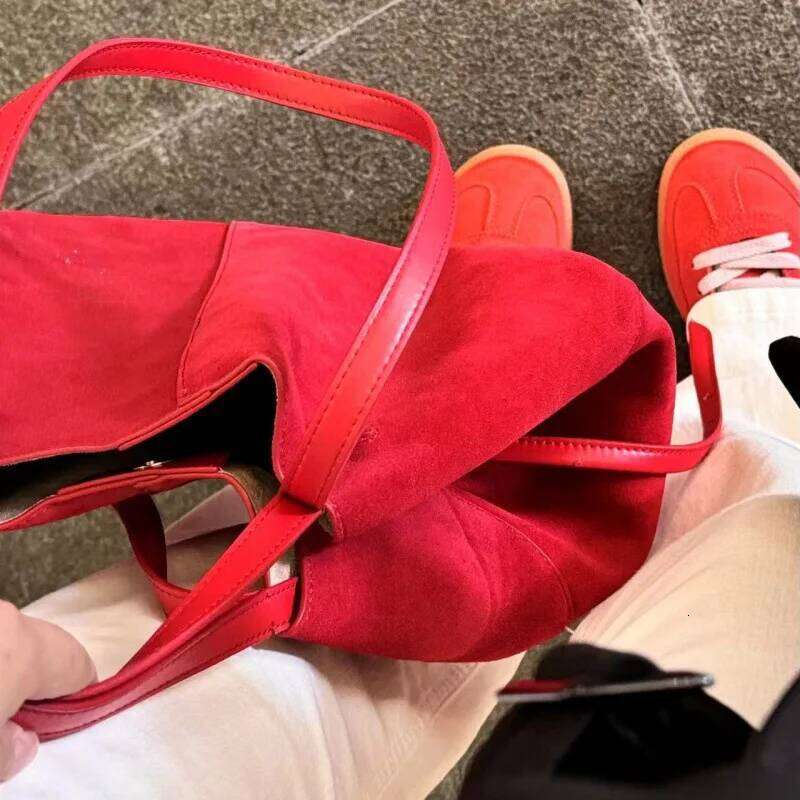 Faux Suede Red Tote Bags For Women Designer Handbag Purse 2024 New In Fashion Large Capacity Commuting Underarm Shoulder