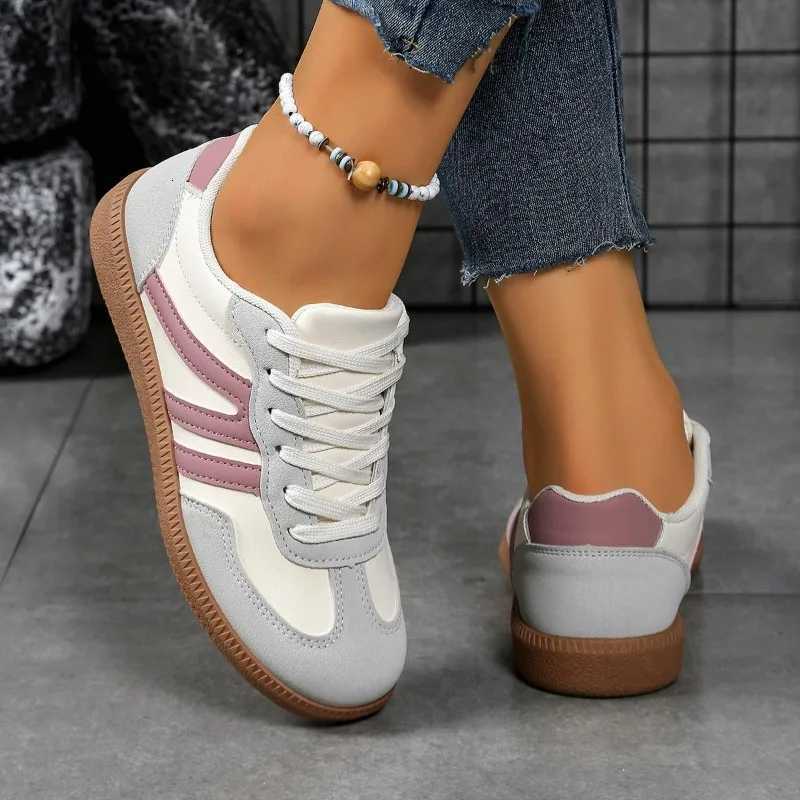 Women Sneakers Spring New Luxury Flat Loafers Comfortable Slip Soft Female Sneakers Lightweight Outdoor Shoes for WomenXJ250903