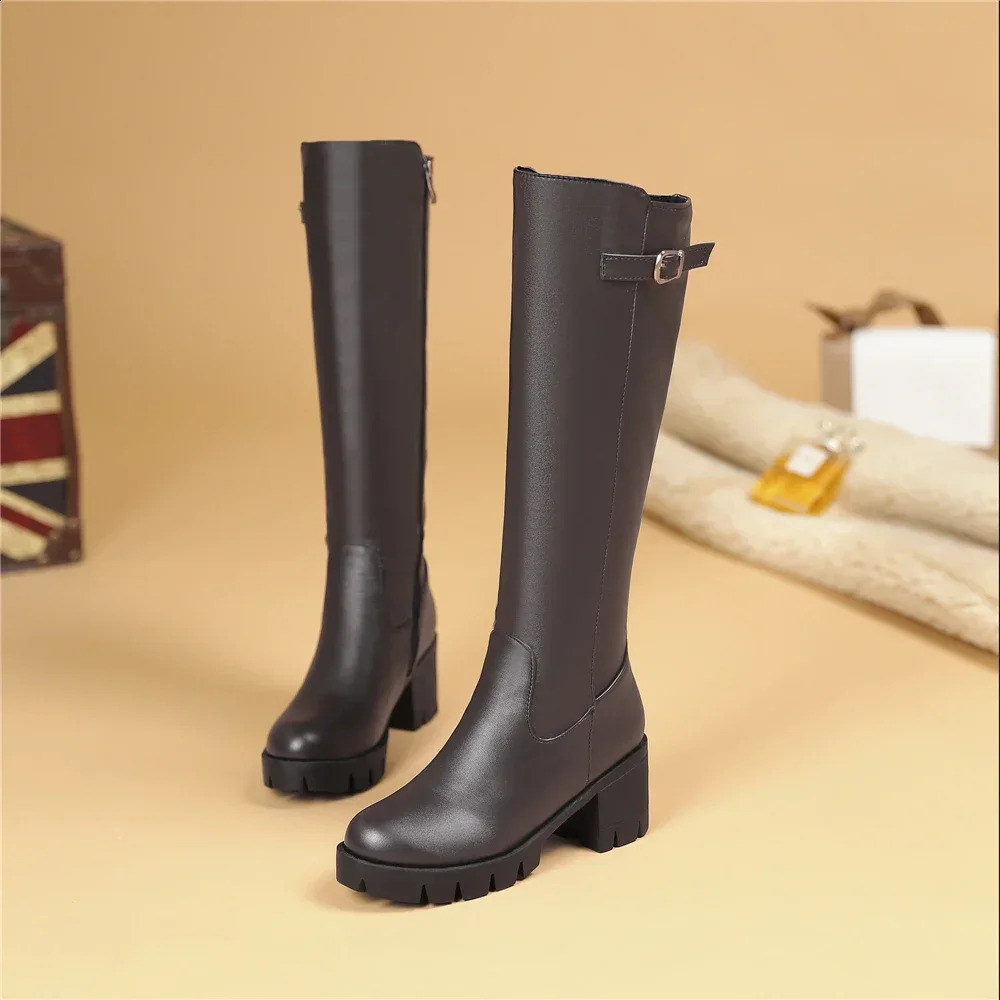 Casual Women Platform Snow Boots Buckle Women Knee High Boots Warm Fur Winter Riding Boot Female Black Brown Shoes Large Size 45 250903