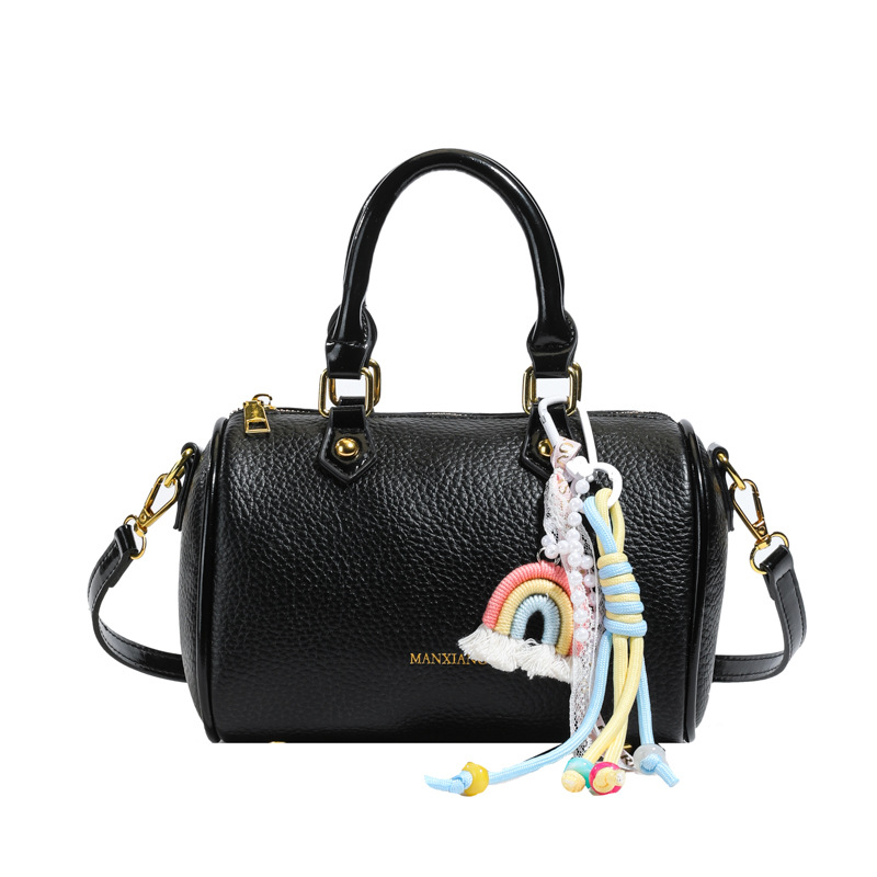 Free delivery designer bags Large capacity tote bag women retro armpit bag commuting handbag shoulder bag Heavy-duty