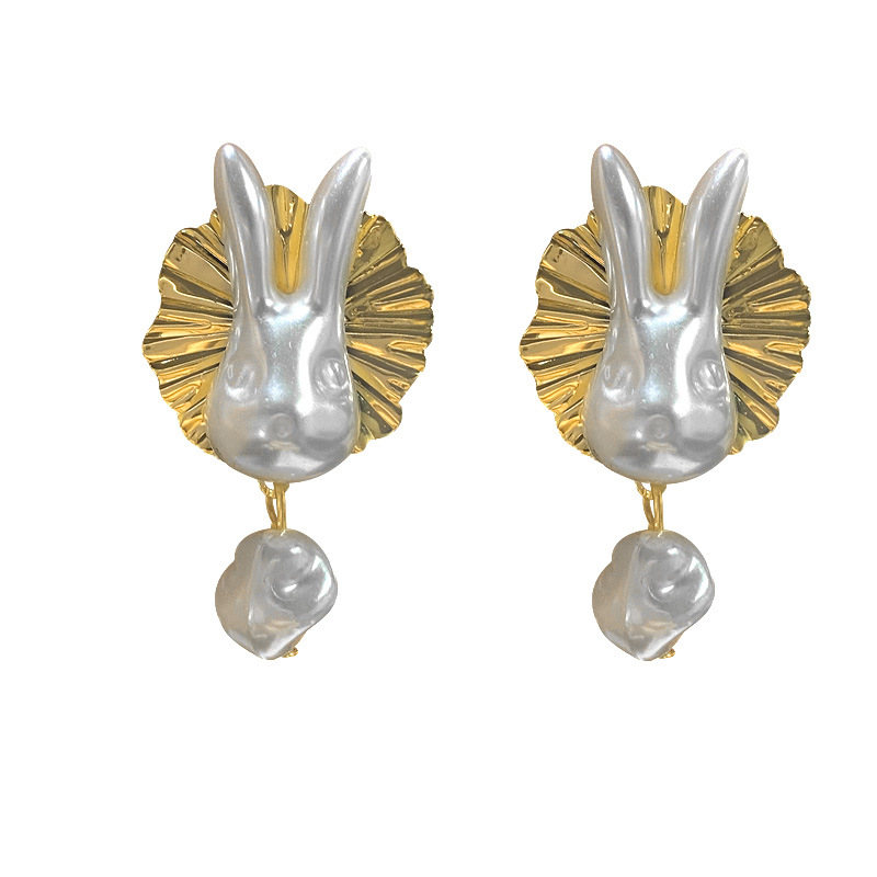 French Baroque style Pearl Rabbit Dangle Earrings Trendy Sweet Unique Alloy Earrings for a Distinctive Look