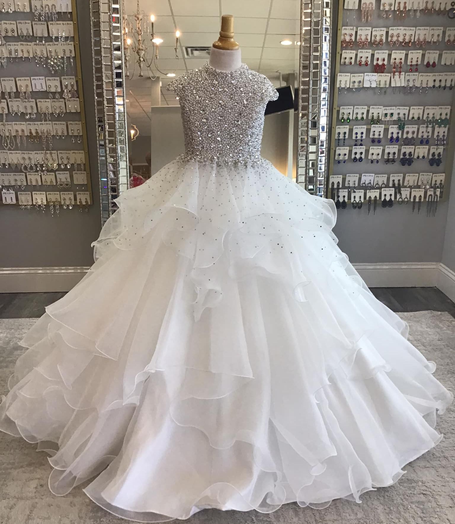 High Neck Girl Pageant Dress 2026 Cap Sleeves Ballgown Crystals Ruffled Organza Kids Birthday Formal Party Gown Toddler Teens Preteen Little Miss Hand