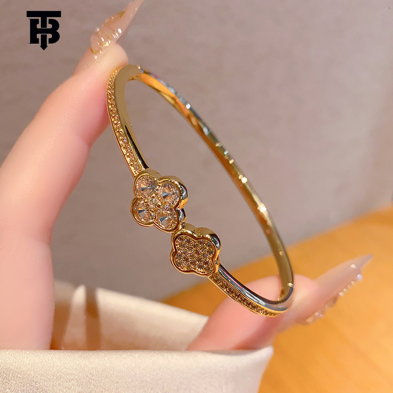 TB BHULAMTE New Designer Diamond-encrusted Bracelet Features A Niche Design High-end All-diamond Outdoor Fashion Classic Bracelet And Women's Jew
