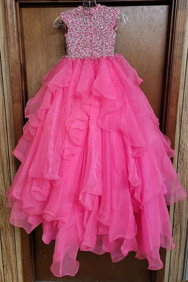 High Neck Girl Pageant Dress 2026 Cap Sleeves Ballgown Crystals Ruffled Organza Kids Birthday Formal Party Gown Toddler Teens Preteen Little Miss Hand