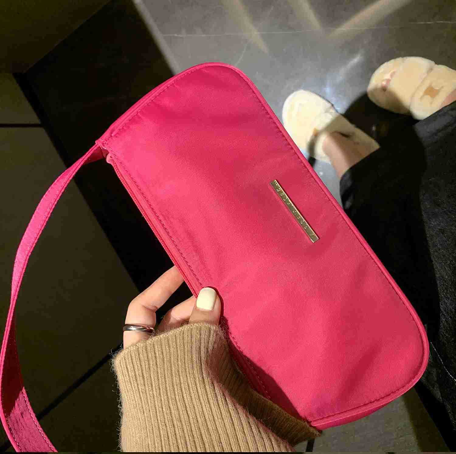 Small Nylon Shoulder Purse for Women Cute mini Under The Arm Bag With Zipper M250903