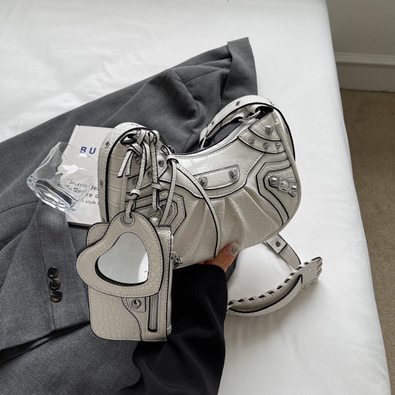 autumn new niche atmosphere design fashionable style light luxury mother bag women s new fashionable motorcycle crossbody bag designer shoulder bag