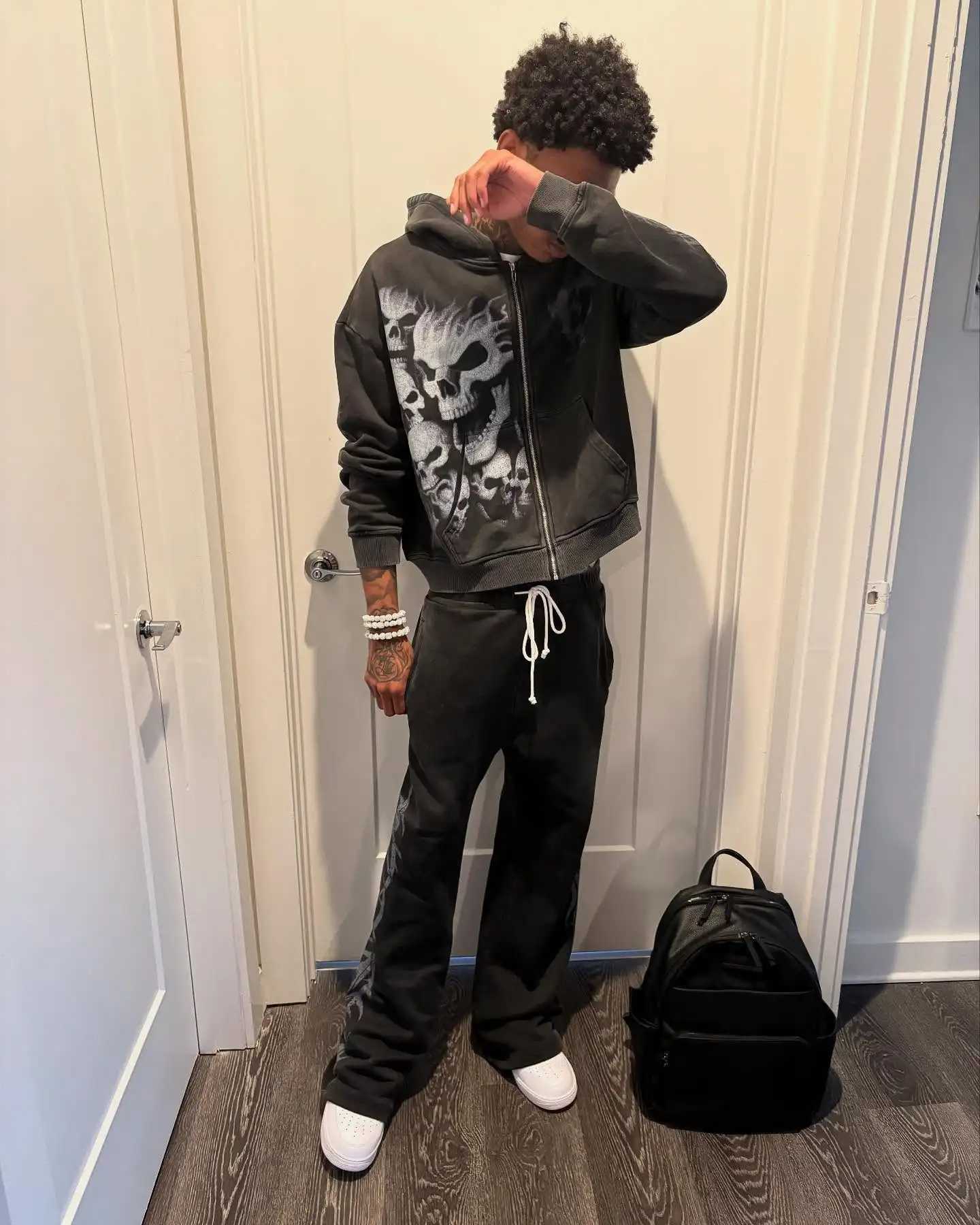 Harajuku Hip Hop Streetwear Sweatshirt Escape Hoodie Women Tops Goth Casual Grunge Oversize Hoodie Men Clothing Y2k Clothes W250903