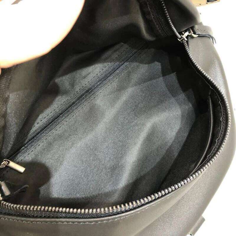 Cool Genuine Leather Chest Bag For Woman Moto Car Crossbody Packs High Quality Cowhide Female General Belt Saddle Shoulder Bags