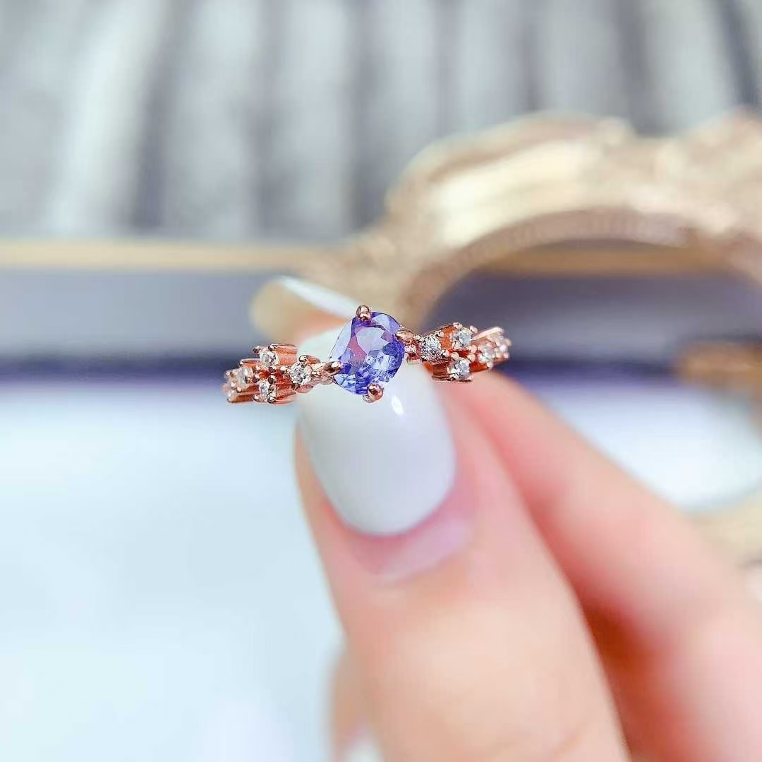 Cute 925 silver gemstone ring natural tanzanite ring 4mm*5mm VVS grade tanzanite jewelry with 18K gold plating