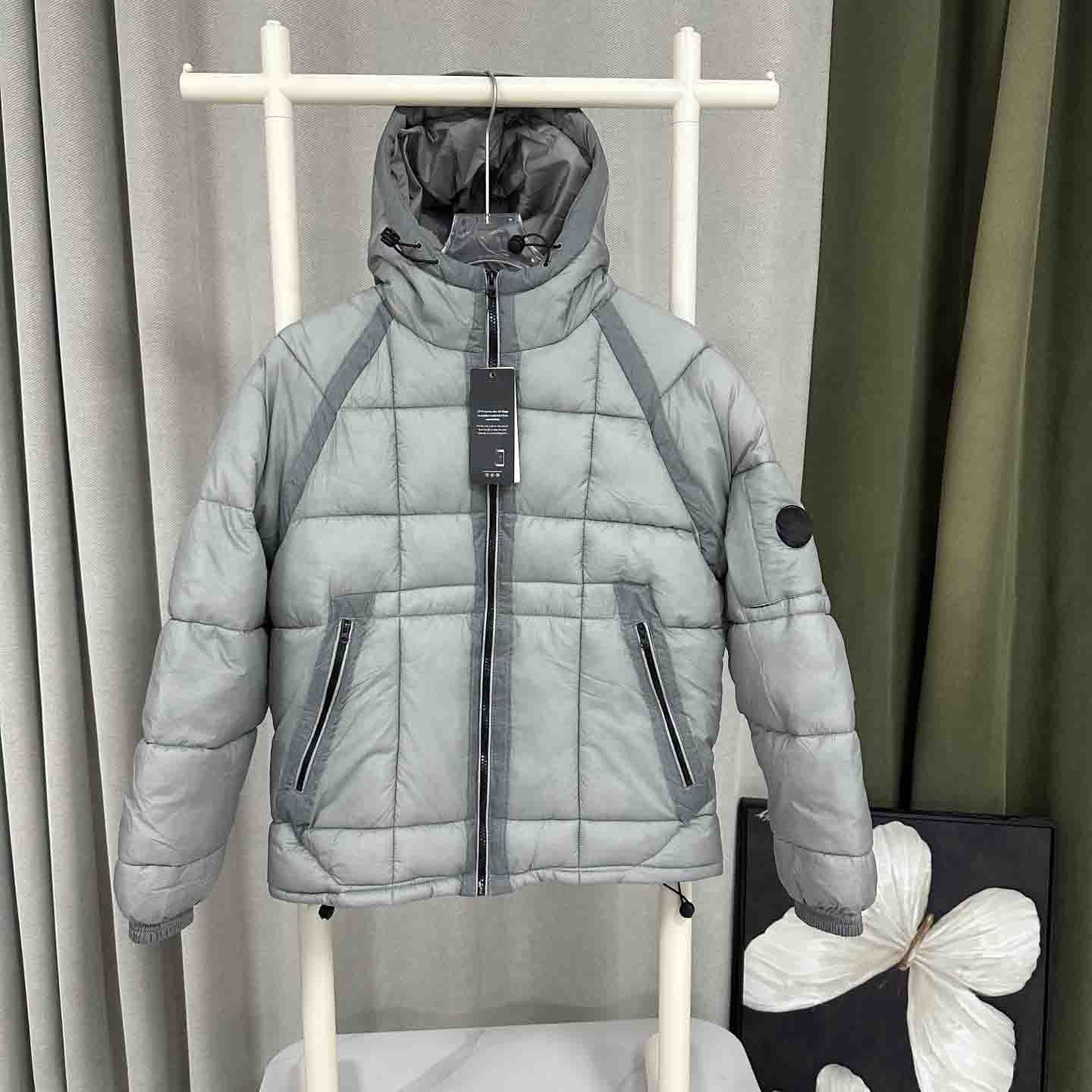 mens designer jacket puffer jacket zipper hoodies classic Hooded large plaid quilted badge lens cotton coat Fashion company winter jacket