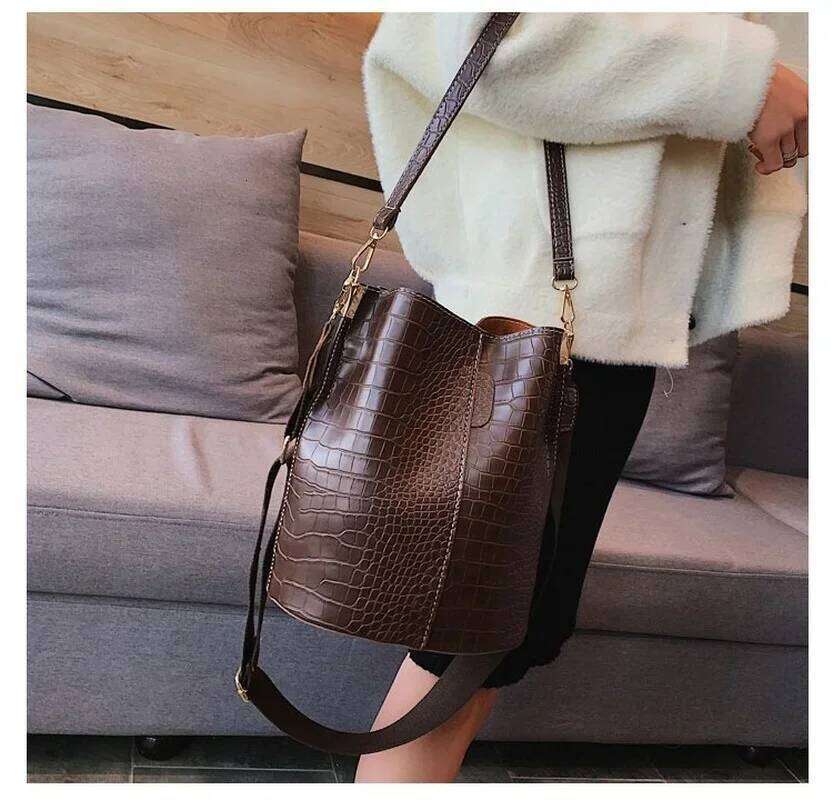 Vintage Leather Stone Pattern Crossbody For Women 2022 New Shoulder Bag Fashion Handbags And Purses Bucket Bags