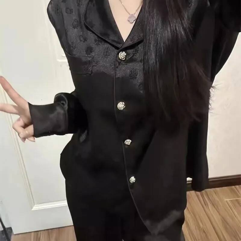 2025 New Large Pamas Women's Letter Printed Women's Home Clothes 2-piece Set Open Collar Woolen Sweater Long Sleeve Wearable Designer Women&