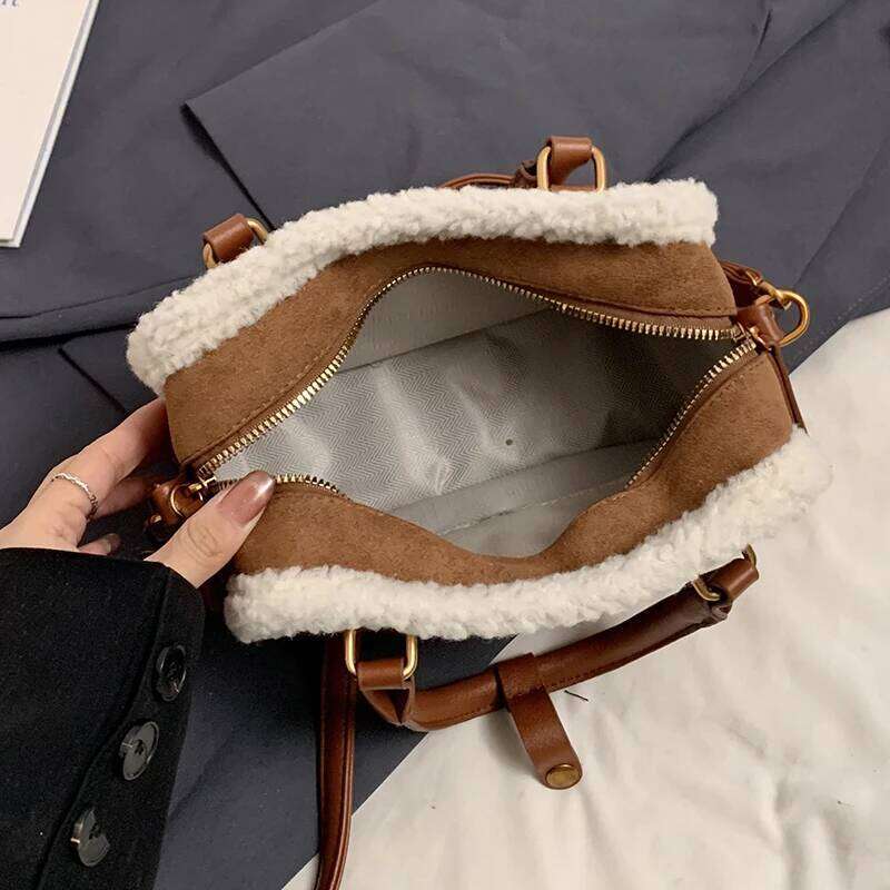 2024 Winter Lamb Woolen Women's Designer Plush Handbag Fashion Casual Shoulder Messenger Bag Female Square Bolsas