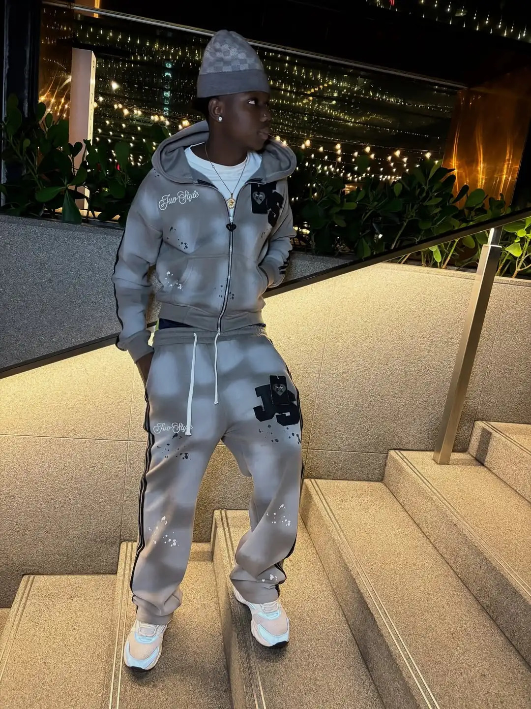 Y2K Light Grey Classic Style Sports Set Street Hip Hop Stripe Fashion Mens Wear 250903