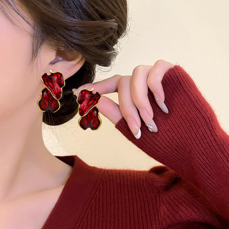 French style Earrings Enchanting Glittering Enamel Leaf shaped Alloy Studs Retro and Elegant Court inspired Earrings for Women