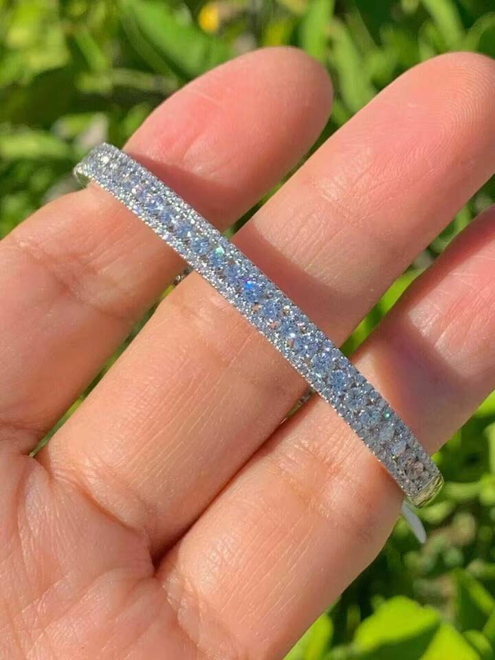 Beautiful 700 Ct Round Cut Moissanite Diamond Tennis Bracelet 14k White Gold Plated