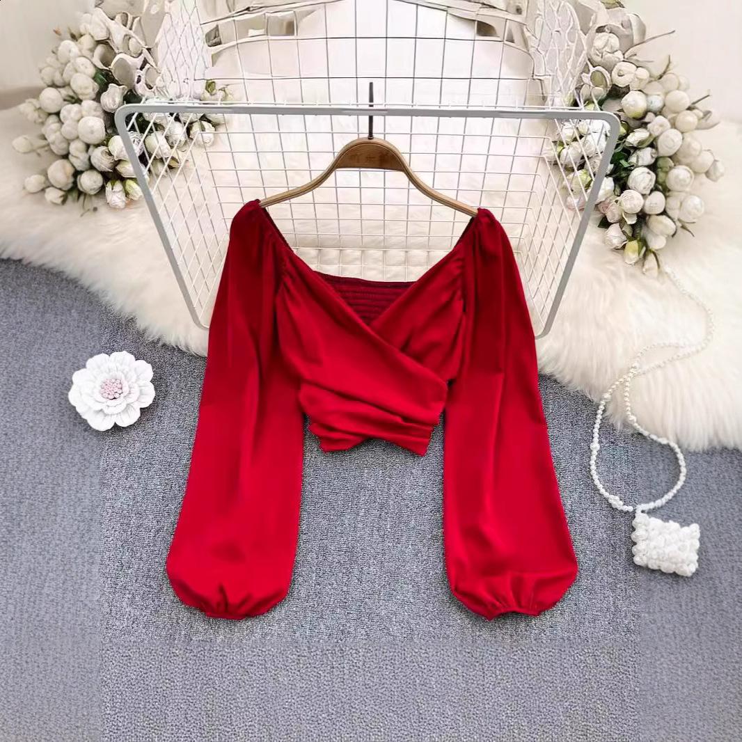 Spring Fashion VNeck Ruched CollarboneExposing Puff Long Sleeve Pullover TShirt for Women Chic and Unique Short Cropped Top 210317