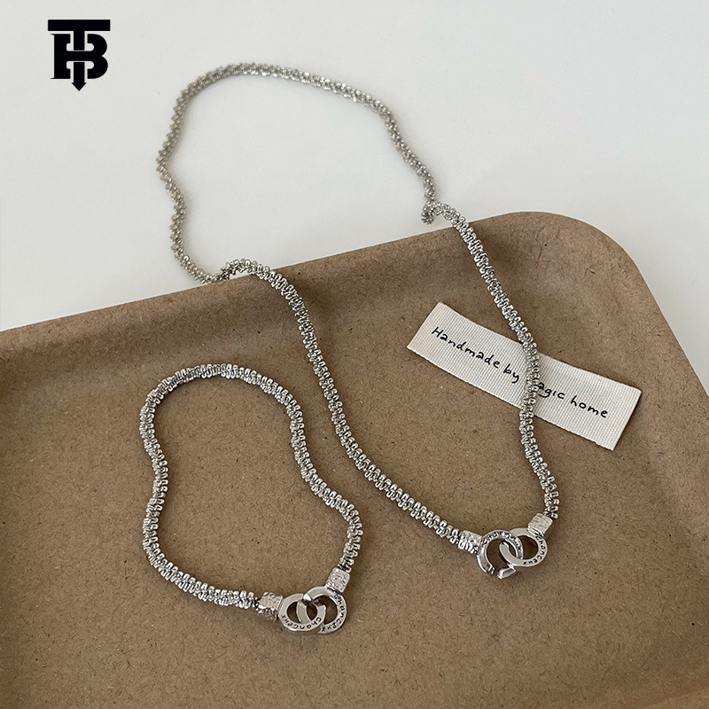 TB BHULAMTE Designer Women's Broken Silver Double-ring Lock Women's Bracelet, Light Luxury Exquisite, Individual Fashionable And Versatile B