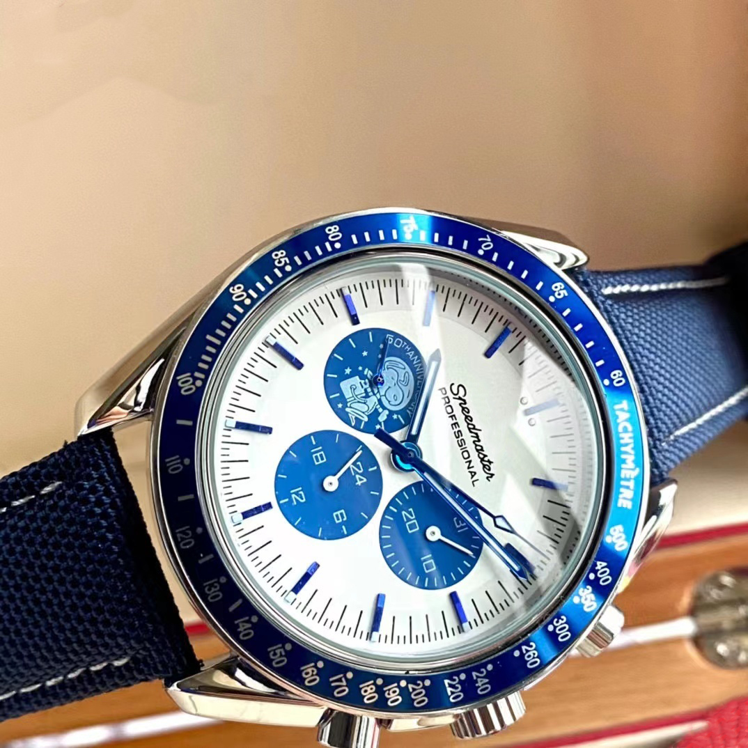 High Quality Classic Spmaster Or 150M Earth Surface Luxury Watch Watches Men Designer Watch Mechanical Movement Mens Watch Stainless Leather Strap Wristwatch