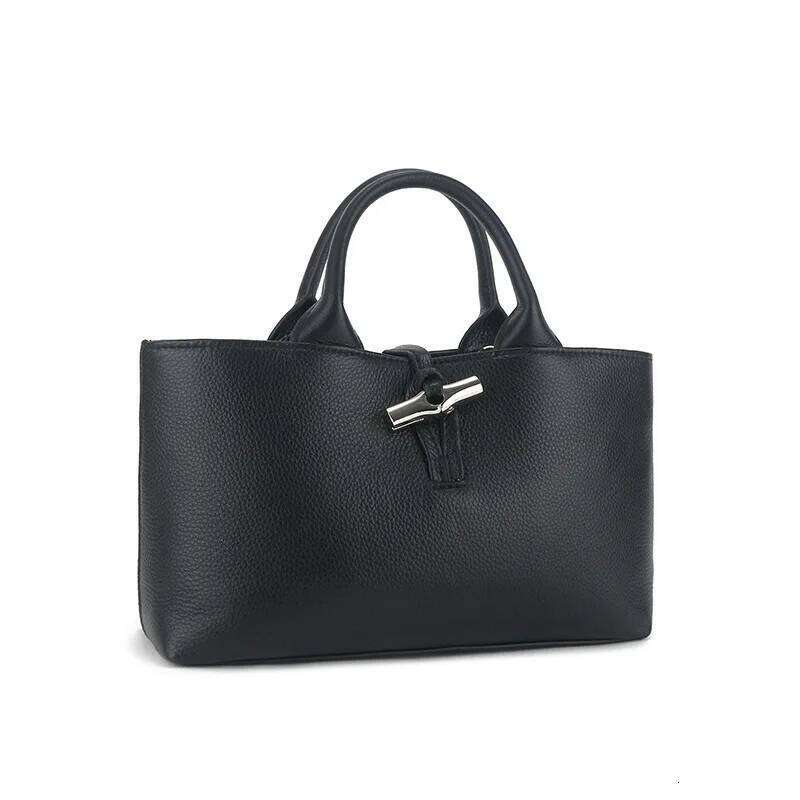 2025 New Cowhide Bucket Handbag Single Shoulder Messenger Bag