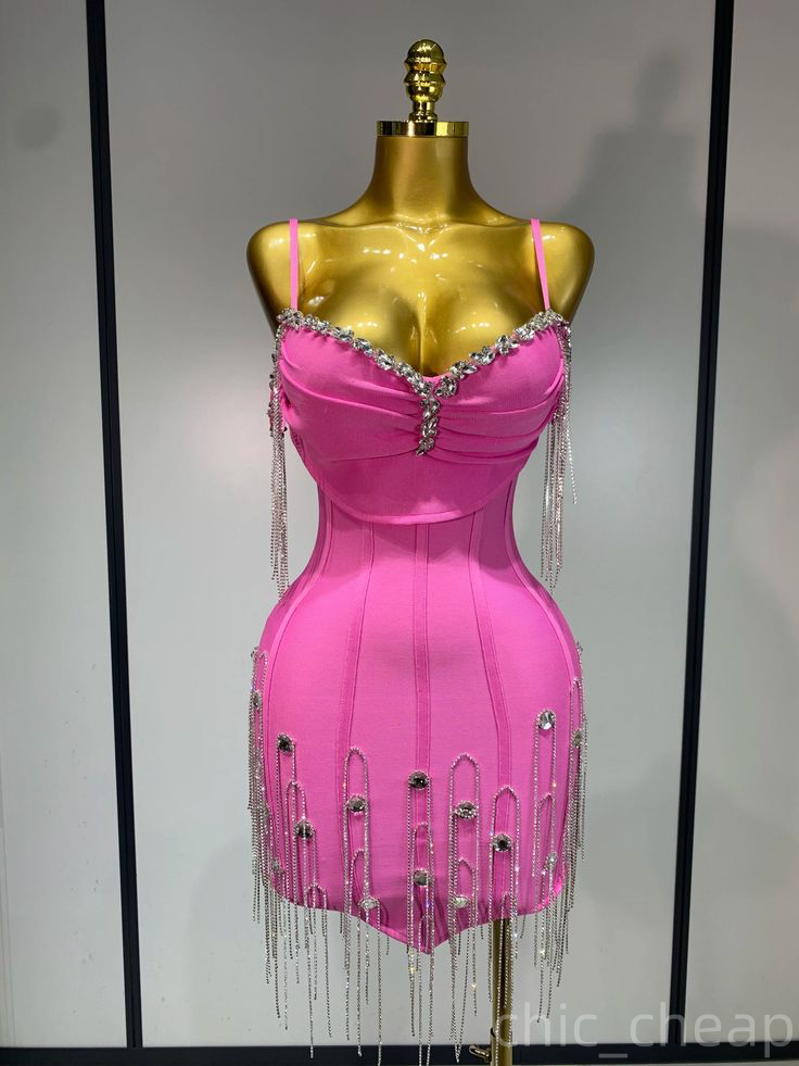 Chic Sheath Cocktail Dress Spaghetti Satin Crystals Tassels Short Mini Graduation Homecoming Dresses For Special Occasions Sweetheart Gowns