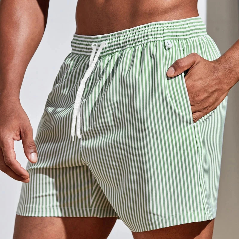 Simple Vertical Stripes Pattern Short Pants For Men Summer Casual Daily Wear 3D Printed Beach Shorts Loose Vacation Swim Trunks250902