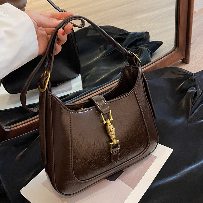 Luxury bag Designer luxury bag French Niche Underarm Small Bag for Women 2025 New Trendy Elegant Ladies Shoulder Bag Internet Celebrity Hot Crossbody 