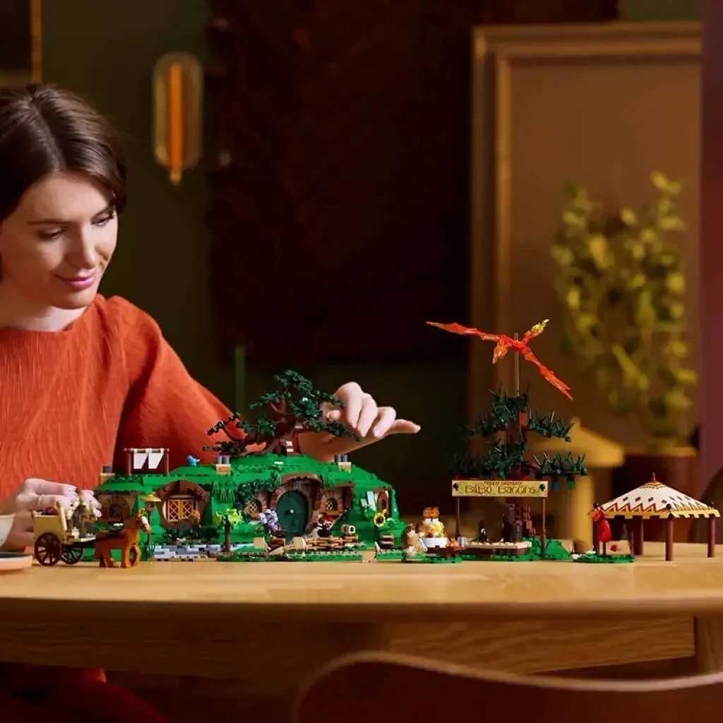 Kalein Popular Toy Building Series Shire Hobbit Cave Model Building Block Decoration Set Toy Childrens Christmas Birthday GiftXJ250903