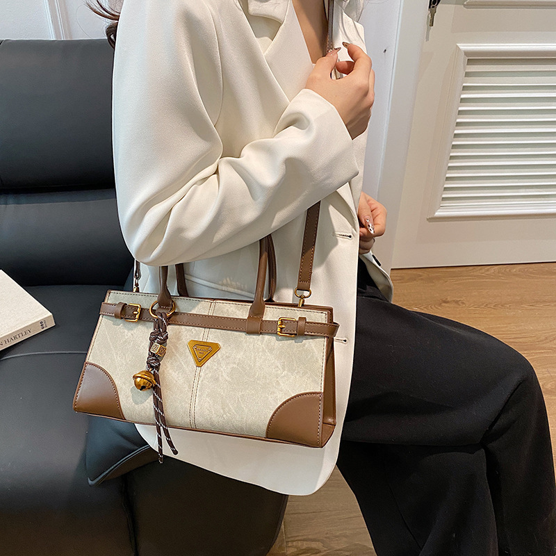 Free Shipping Designer Tote Handheld Fashion Casual Briefcase for Women 2025 Winter New Retro Elegant Shoulder Bag Ladies Bag