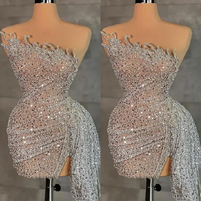 Chic Sheath Ivory Cocktail Dress Strapless Sequined Illusion Sparkling Short Mini Graduation Homecoming Dresses For Special Occasions Sweetheart Gowns