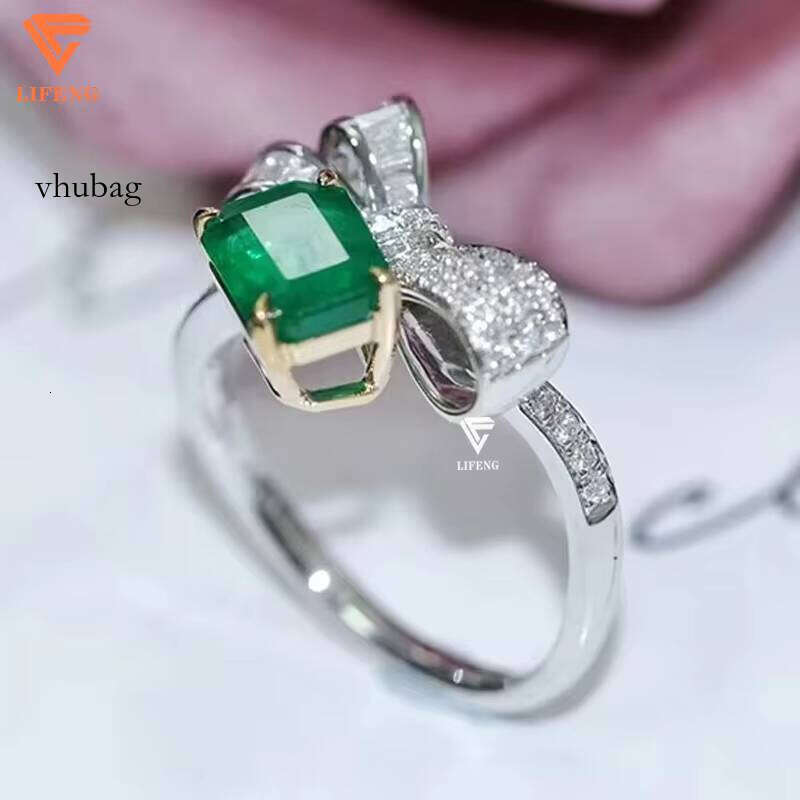 Classic Style Premi… - image