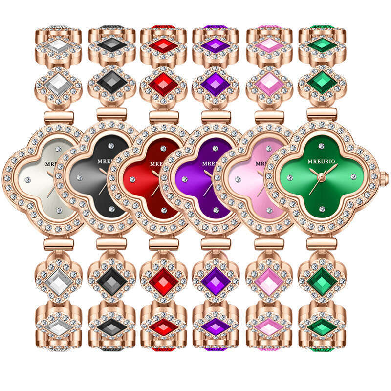 2025 Hot Live Sale Women's Clover Bracelet Quartz Watch - Emerald-Accent, Fashionable Ladies' Watch, Factory Wholesale
