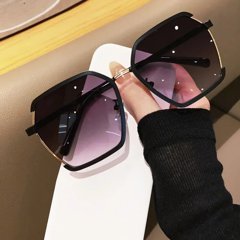 Women Square Sunglasses for Men Oversized White Tea Original n Sun Glasses Female Shades Travel Sunshade Gafas De Sol 250910